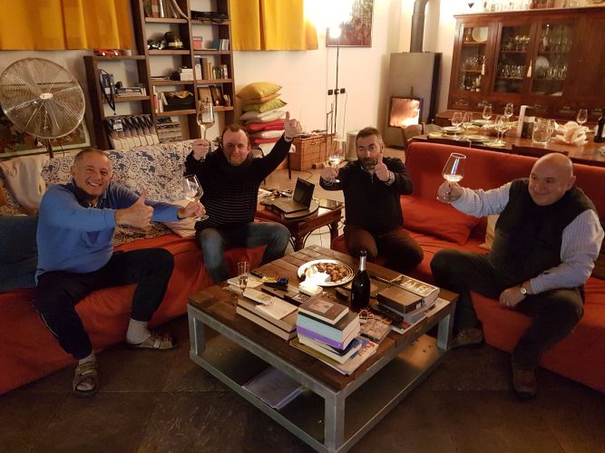 UN BRINDISI FRA AMICI ...